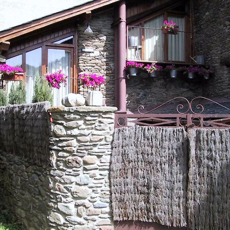 La Llupia Villa Isavarre Exterior photo